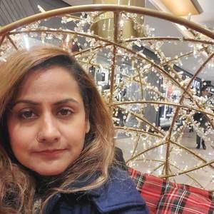 Meet your Posher, Sonia